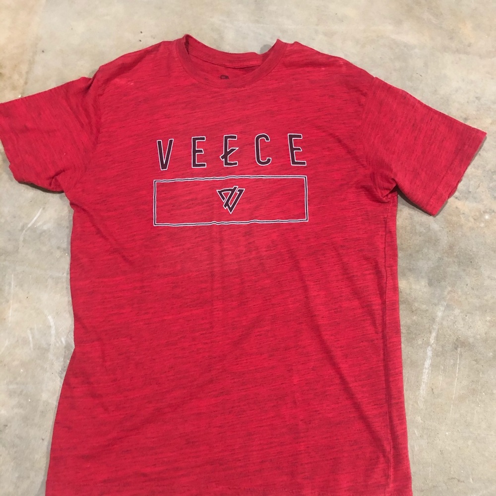 Veece T-Shirt